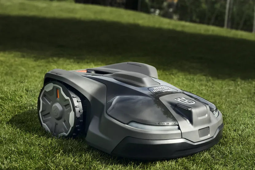 Tondeuses à gazon robotisées pour particuliers Husqvarna Automower® 430X NERA avec technologie sans fil